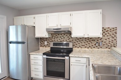 New Reduced Price! Beautifully renovated 1,754 sq ft golf course - photo 6