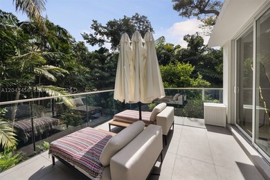 Completed in 2021 and situated on an oversized lot (11,520 sq - photo 18