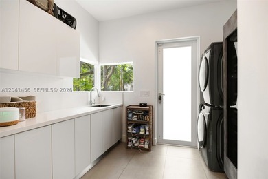 Completed in 2021 and situated on an oversized lot (11,520 sq - photo 31
