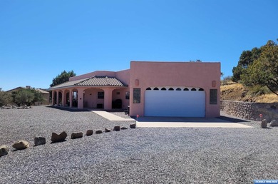 !PRICE REDUCED! Southwest Style, Clean as a whistle, and Move-In - photo 46