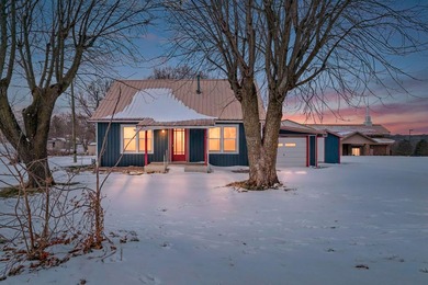 Stockton Lake Home For Sale in Stockton Missouri