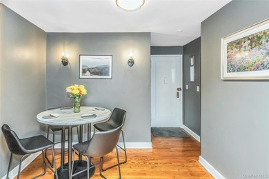 Welcome to 8 Welwyn Road, one of three sister cooperative - photo 6