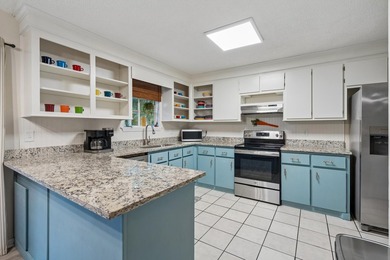(Back on market due to buyer financing falling through. no fault - photo 10