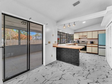 Incredible opportunity to own this charming 2 bedroom, 2 - photo 13