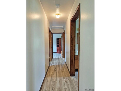 Tucked into the heart of an outdoor paradise, this 3 bedroom, 1 - photo 16
