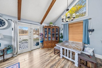 Beautiful lakefront home on Lake Laura in Canadian Lakes! This - photo 16
