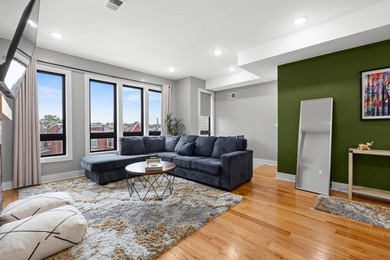 Welcome to this refined 3-bedroom, 2-bathroom home offering - photo 7
