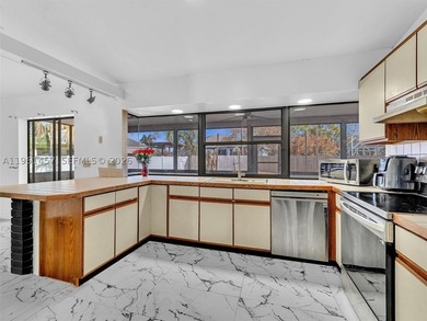 Incredible opportunity to own this charming 2 bedroom, 2 - photo 17