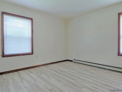 Tucked into the heart of an outdoor paradise, this 3 bedroom, 1 - photo 21