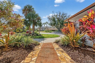 LOCATION LOCATION! A Spacious Waterfront 4 bedroom, 2 bathroom - photo 30
