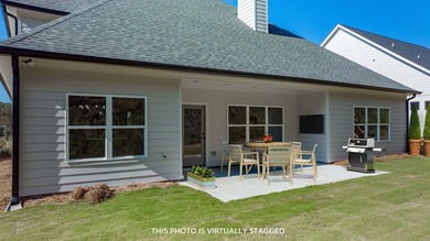 Designed for today's lifestyle, this spacious open floor plan - photo 36