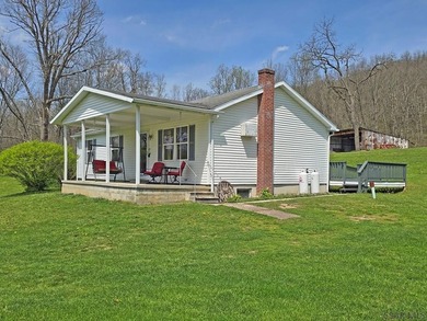 Tucked into the heart of an outdoor paradise, this 3 bedroom, 1 - photo 43