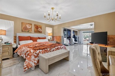 LOCATION LOCATION! A Spacious Waterfront 4 bedroom, 2 bathroom - photo 48