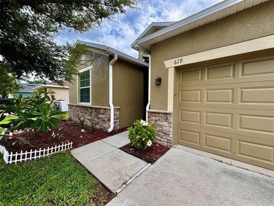 SELLER MOTIVATED!! POND VIEW!! NEW ROOF!! Located in the - photo 5