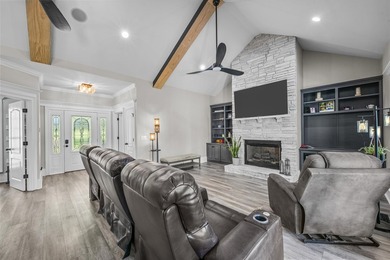 EXTRAORDINARY OPPORTUNITY TO OBTAIN OVER 4 ACRES OF PRIME LEVEL - photo 12