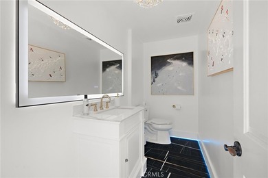 Welcome to modern, resort-style living on Lido Isle. Extensively - photo 13