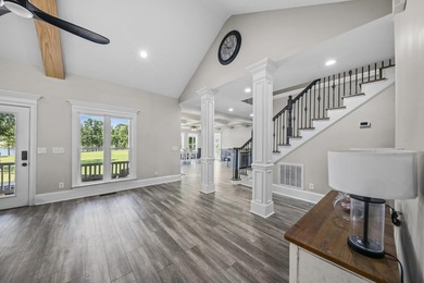 EXTRAORDINARY OPPORTUNITY TO OBTAIN OVER 4 ACRES OF PRIME LEVEL - photo 15