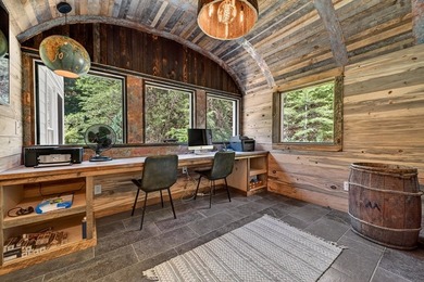 Welcome to one of Lake Blue Ridge's most extraordinary - photo 17