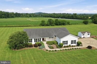 *** Agent: night worker Monday through Friday. Showings 2:00 PM - photo 5