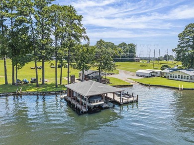 EXTRAORDINARY OPPORTUNITY TO OBTAIN OVER 4 ACRES OF PRIME LEVEL - photo 26