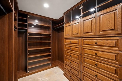 Welcome to modern, resort-style living on Lido Isle. Extensively - photo 28