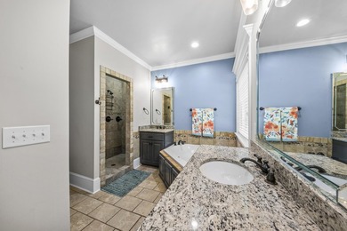 EXTRAORDINARY OPPORTUNITY TO OBTAIN OVER 4 ACRES OF PRIME LEVEL - photo 31