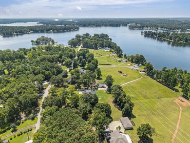 EXTRAORDINARY OPPORTUNITY TO OBTAIN OVER 4 ACRES OF PRIME LEVEL - photo 32