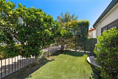 Welcome to modern, resort-style living on Lido Isle. Extensively - photo 35