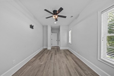 EXTRAORDINARY OPPORTUNITY TO OBTAIN OVER 4 ACRES OF PRIME LEVEL - photo 47