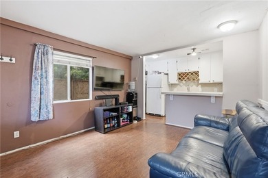Discover this thoughtfully updated 1 bedroom, 1 bathroom end - photo 3