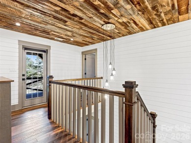 Completely transformed modern farmhouse on 5.5 acres w/ mountain - photo 22