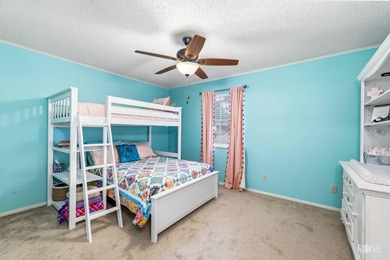 Welcome home to this spacious 3-bedroom, 2-bathroom residence - photo 26