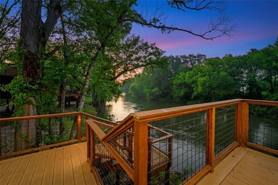 WELL APPOINTED, PROFESSIONAL DESIGNED, CUSTOM BUILT HOME ON THE - photo 31
