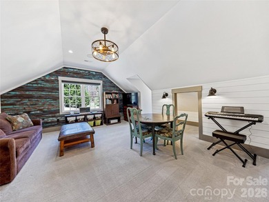 Completely transformed modern farmhouse on 5.5 acres w/ mountain - photo 32