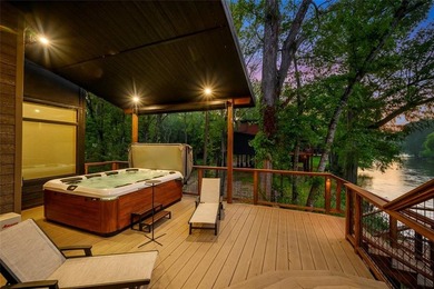 WELL APPOINTED, PROFESSIONAL DESIGNED, CUSTOM BUILT HOME ON THE - photo 34