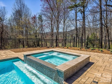 Completely transformed modern farmhouse on 5.5 acres w/ mountain - photo 40
