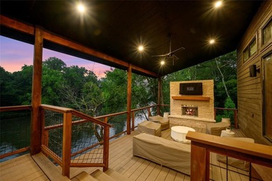 WELL APPOINTED, PROFESSIONAL DESIGNED, CUSTOM BUILT HOME ON THE - photo 41