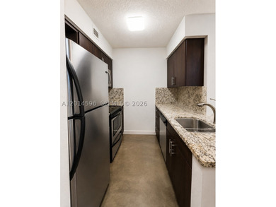 Resort-Style Living - Beautiful 1-Bedroom, 1-Bath 2nd Floor Unit - photo 3