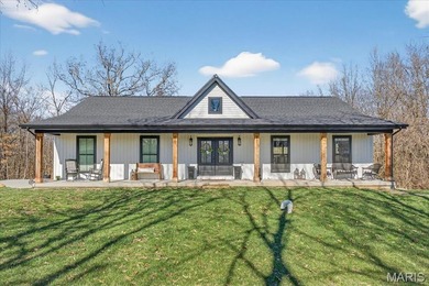 (private lake, pond, creek) Home Active Under Contract in Worden Illinois