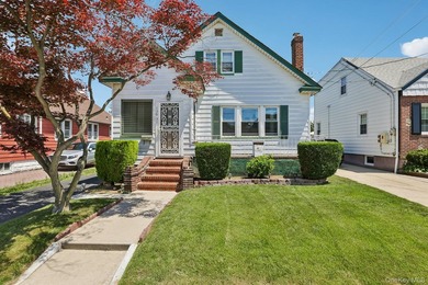 Welcome to this charming Rosedale home offering wonderful space - photo 1