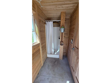 Updated 2 bedroom 1 bath home. Very close proximity to Lake - photo 14