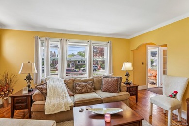 Welcome to this charming Rosedale home offering wonderful space - photo 6