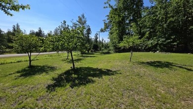 Updated 2 bedroom 1 bath home. Very close proximity to Lake - photo 18