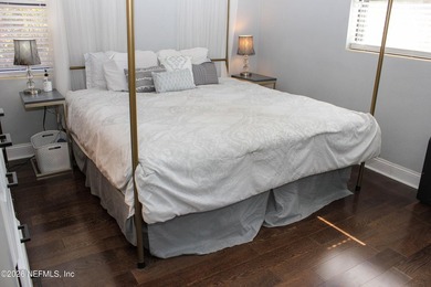 Welcome home to this beautifully updated 3-bedroom, 2-bath - photo 21