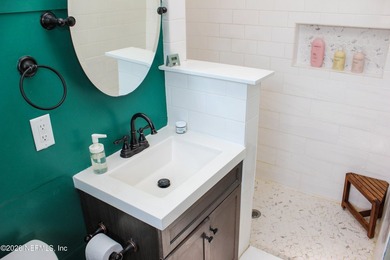 Welcome home to this beautifully updated 3-bedroom, 2-bath - photo 25