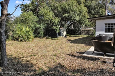 Welcome home to this beautifully updated 3-bedroom, 2-bath - photo 28