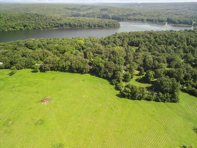 99 Acres M/L in Ozark County, MO - Borders 2,500+ Acres of - photo 2
