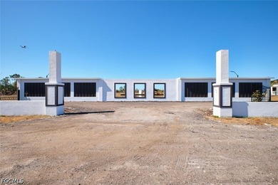 !!! SELLER MOTIVATED !!! Welcome to your private paradise and - photo 4