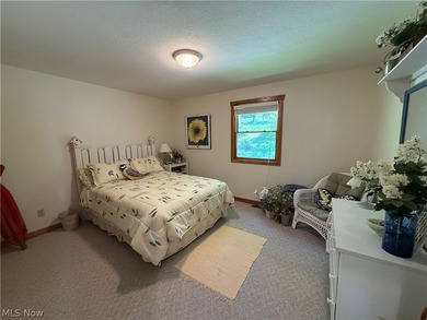 Being Sold TURNKEY! When you walk through the front door your - photo 9