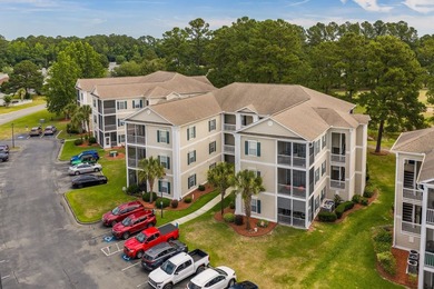 Enjoy magnificent Golf Course views from this well-maintained - photo 2